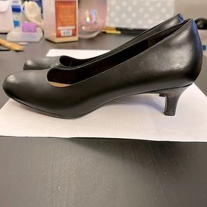 Clarks black heels size 7